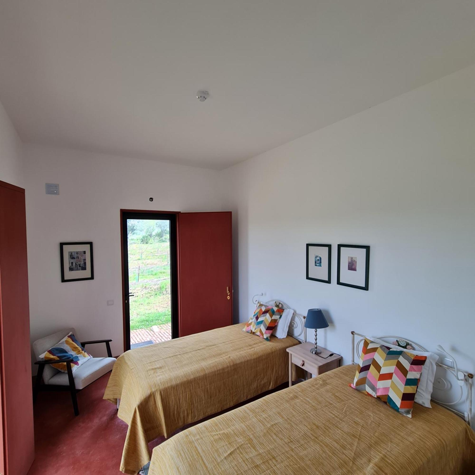 Monte Acoteias - Farm stay *